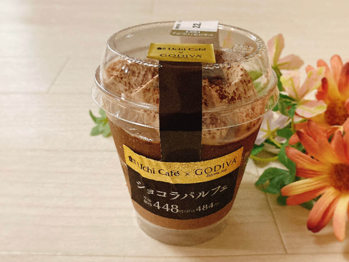Uchi Café×GODIVA　ショコラパルフェ（ローソン）　価格：484円（税込）